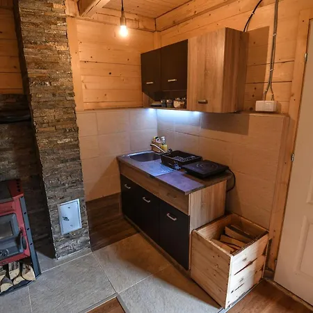 Domacinstvo Filipovic Case de vacanță *