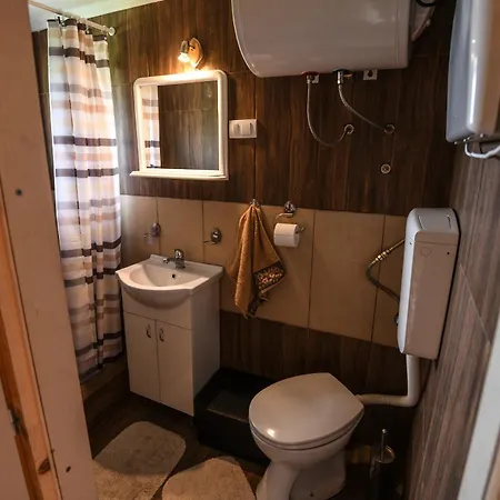 Domacinstvo Filipovic * Rakovica (Cajetina)