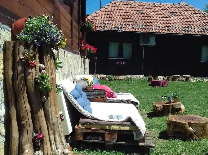 Domacinstvo Filipovic * Rakovica (Cajetina)